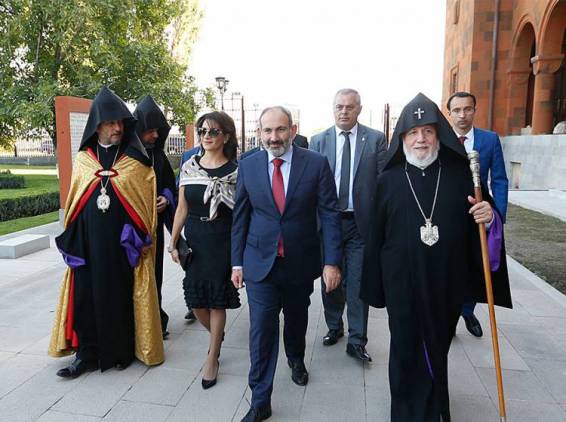 Կլինի՞ կոմպրոմիս Նիկոլ Փաշինյանի եւ Եկեղեցու միջեւ, թե՝ ոչ