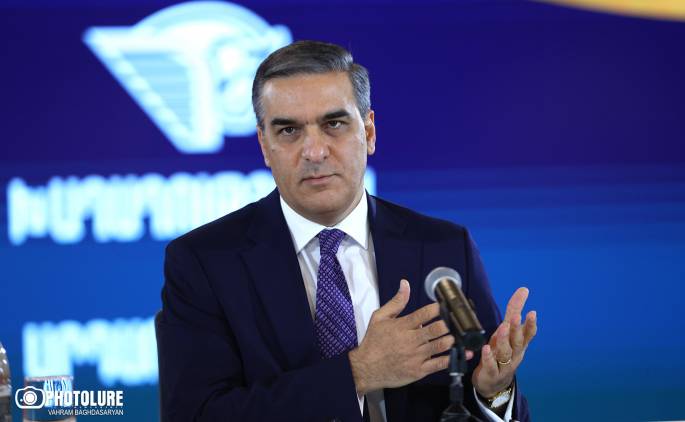Բարեխոսենք խեղճ հուսարի համար