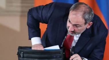 Ո՞վ կսպասեր