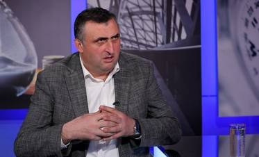 «Հրապարակ». Եկեղեցուն պատերազմ հայտարարողը պատերազմ է հայտարարում իր ժողովրդին