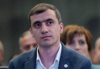 «Հրապարակ». Չենք համագործակցի միայն գործող իշխանության եւ խորհրդարանական ընդդիմության հետ