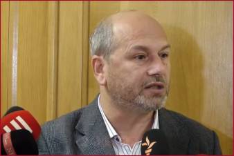 Ցնդե՞լ ես, թե՞ քեզ ցնդածի տեղ ես դնում