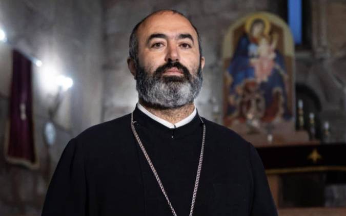 Տեր Վրթանեսը սրտամկանի ինֆարկտ է ստացել․ շտապ վիրահատության են տանում