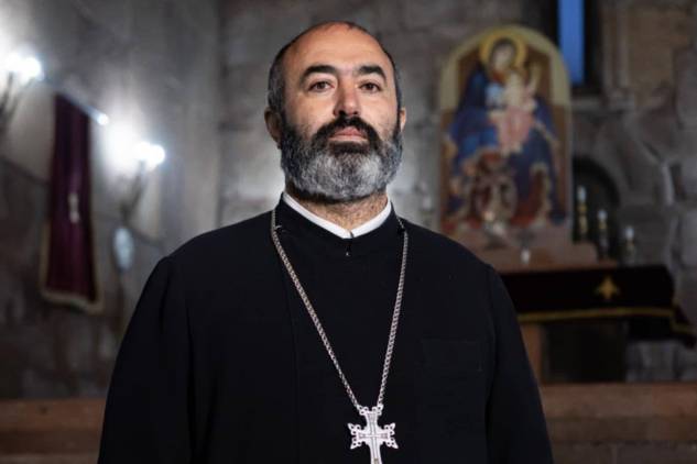 «Հրապարակ». 3 հոգի էին ագրեսիվ` Սափեյանը, Դուրգարյանը եւ Կարեն Պետրոսյանը