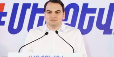Նարեկ Կարապետյանը ՀԷՑ-ում աշխատելիս իր  աշխատավարձը փոխանցել է «Տաշիր Բարեգործական»-ին