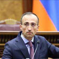 Հեռացան լքված հայրենիքի վերջին պահակները