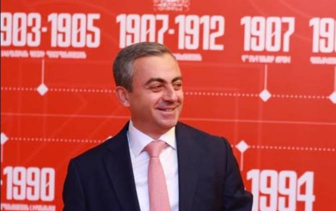 Իմ բացակայությունը նկատելի է, ձեր ներկայությունը՝ անտանելի