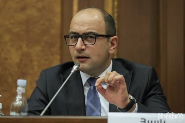 Ֆեյքերի բանակը «ուվոլնենի» է