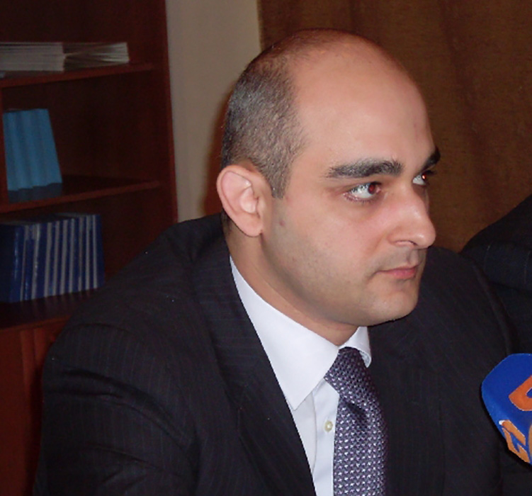 Մոխրամանը սննդի հետ շփվող նյո՞ւթ է կամ՝ ինչո՞ւ Հայաստանը պետություն չի դառնում