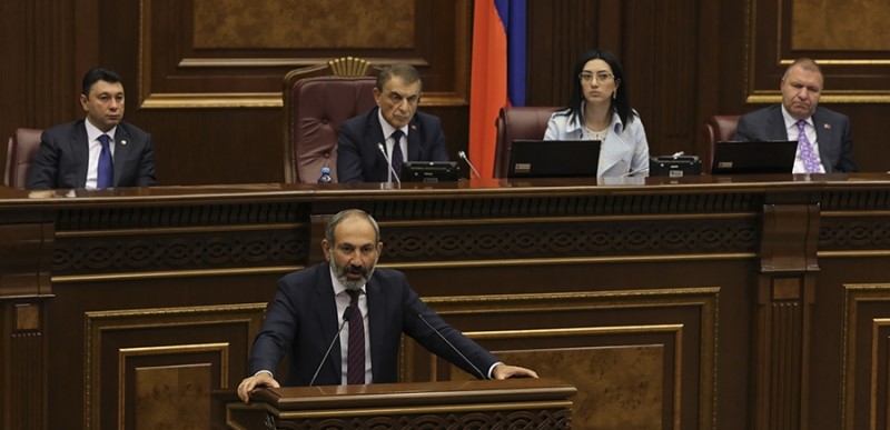 Նախընտրական խաղիկներ