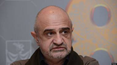 Հանրային հեռուստաընկերությունը չպետք է գնա մեծամասնության հետեւից