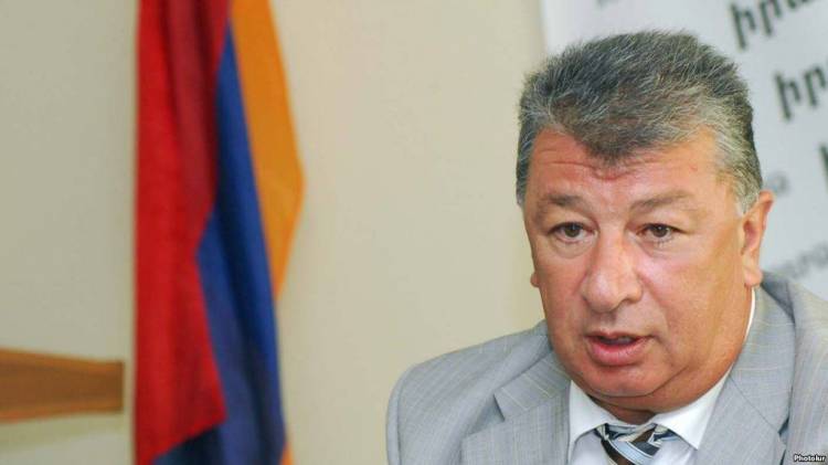 Չկան պատրաստված կադրեր եւ մեխանիզմներ 