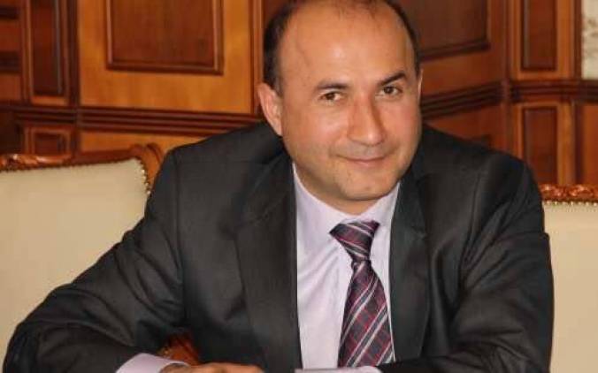 Արմեն Սողոյանը չի պաշտոնավարում, բայց նրա անունը պահպանել են կայքում