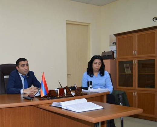 Մարզպետն ու վարչության պետը թիրախավորել են ԲԿ-ի տնօրեններին