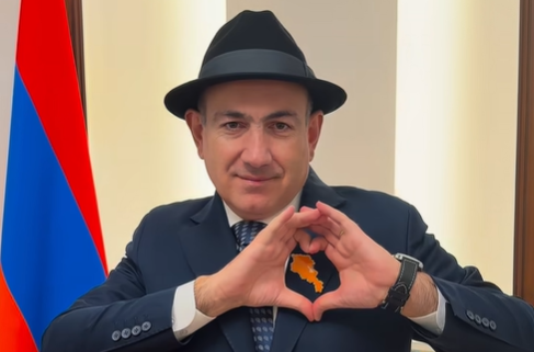 «Քեզ լուրջ դեր չի սազում, դու բնածին ծաղրածու ես»․ քոմենթներ