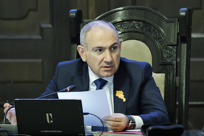 «Հրապարակ». Փաշինյանի պահանջը դատավորը մասնակի բավարարել է, որ հաջորդ sms ստացողն ինքը չլինի
