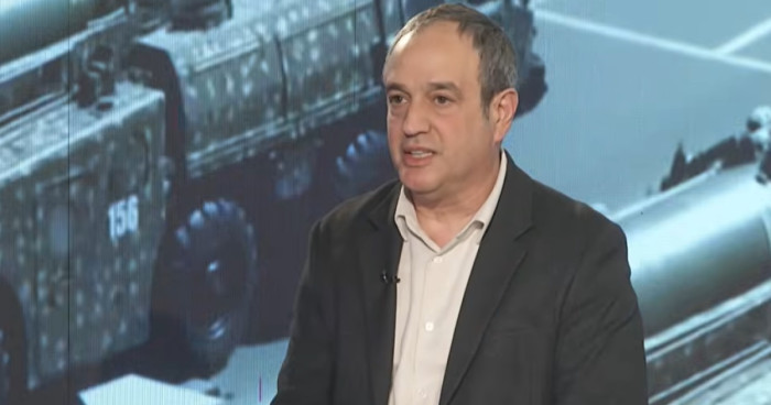 «Հրապարակ»․ Բաքվին օգնած հրեա գեներալին Ադրբեջանը քարկոծում է