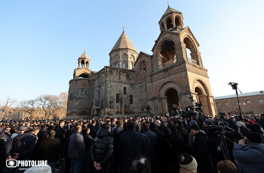 «Հրապարակ»․ Հերթը հասել է ՔԿՀ-ի հոգևորականներին