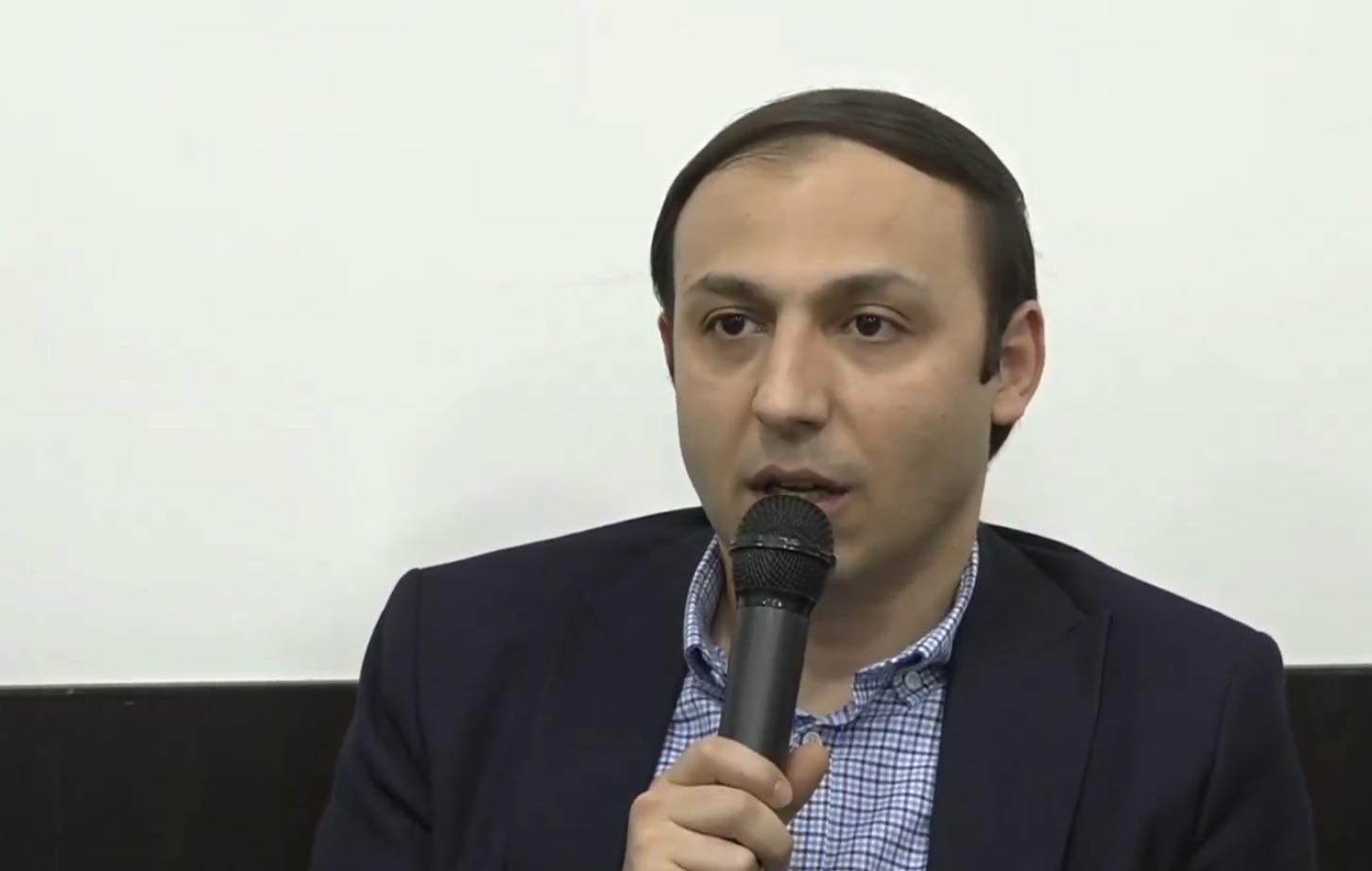 Արցախցիների նկատմամբ վերաբերմունքը քննարկումների կենտրոնում