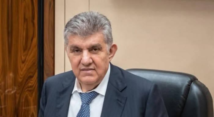 Рассматривается вопрос о замене Ара Абрамяна