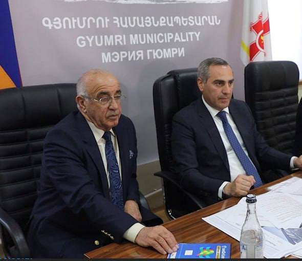 Անզգույշ հայտարարություն անելու փոխարեն մարզպետին խորհուրդ կտայի՝  ասեր՝ ինչո՞վ է աջակցել․ փոխքաղաքապետ
