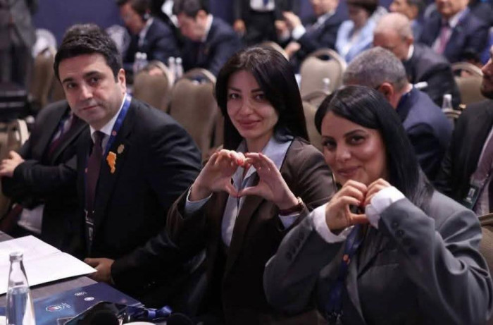 Հարցաշար՝ Ալեն Սիմոնյանին