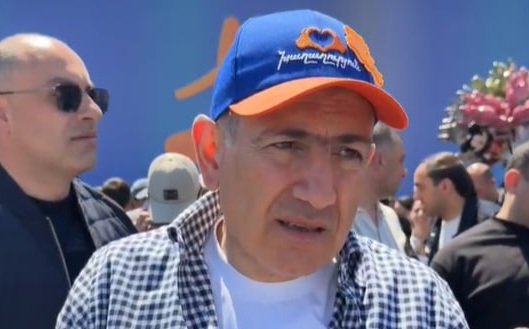 Երթից առաջ Փաշինյանը ոստիկաններին հրահանգ տվեց