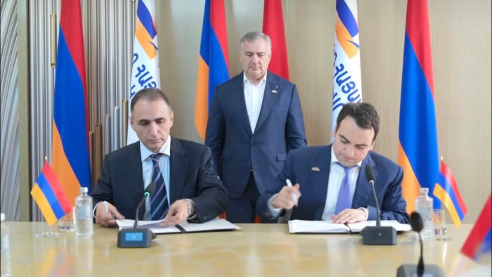 «Ուժեղ Հայաստան» և «ՀայաՔվե». միանանք, հզորանանք, որ հաղթե´նք
