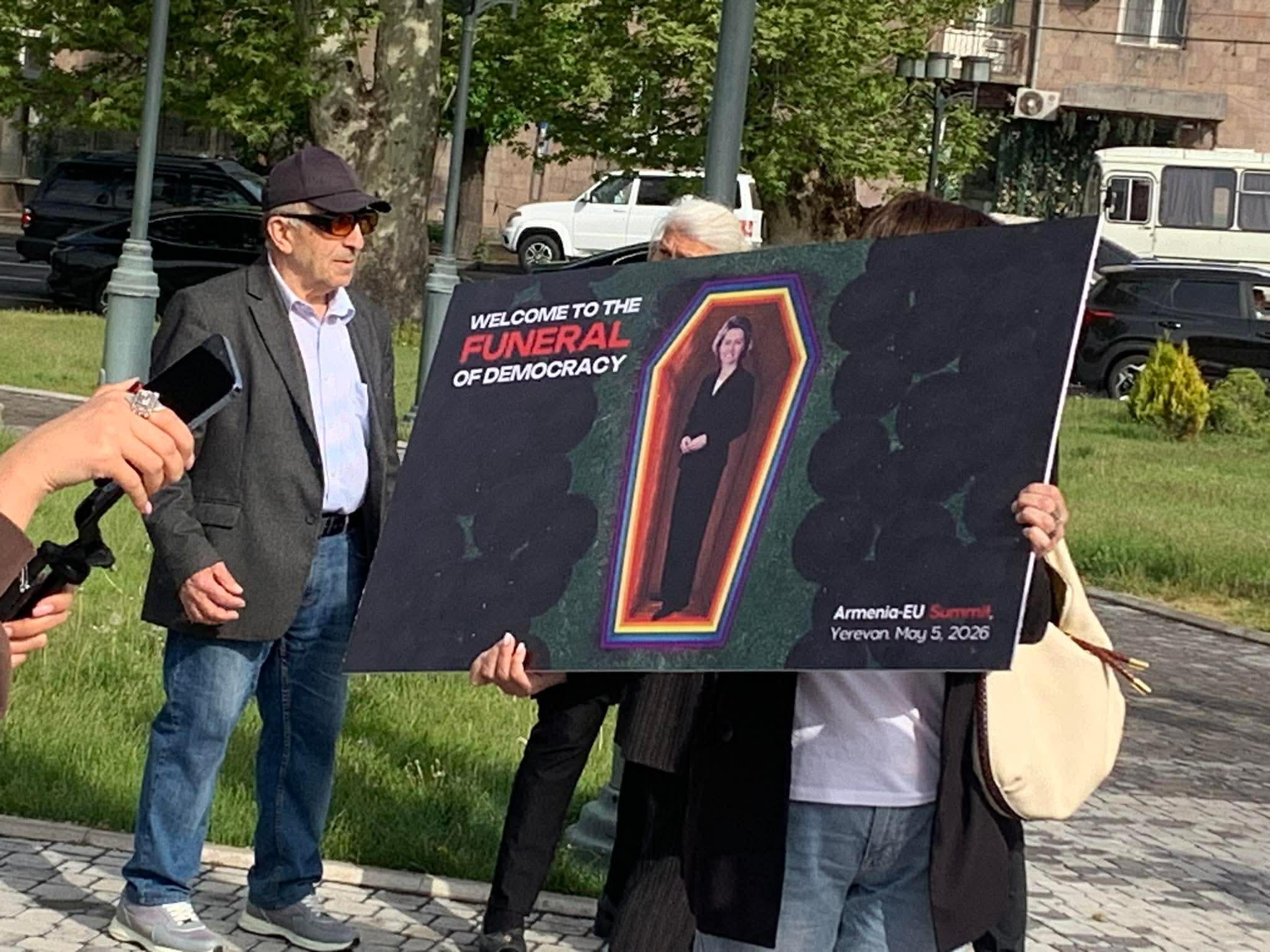 Տեր կանգնենք ժողովրդավարությանը և իրավունքներին. Ակցիա է մեկնարկել