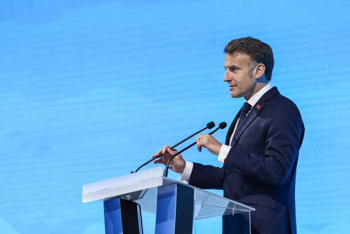 Մակրոնը, հավանաբար, մտածում է, թե Հայաստանում ինտերնետ չկա, կամ էլ հայերը տառաճանաչ չեն