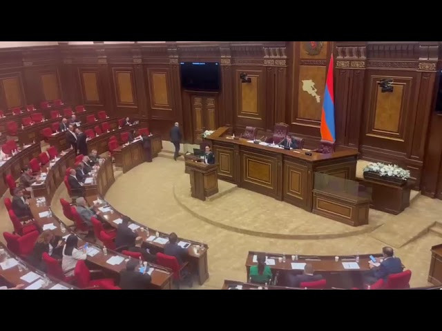 Դատախազի ելույթից առաջ ՔՊ-ականները զանգվածաբար լքեցին դահլիճը