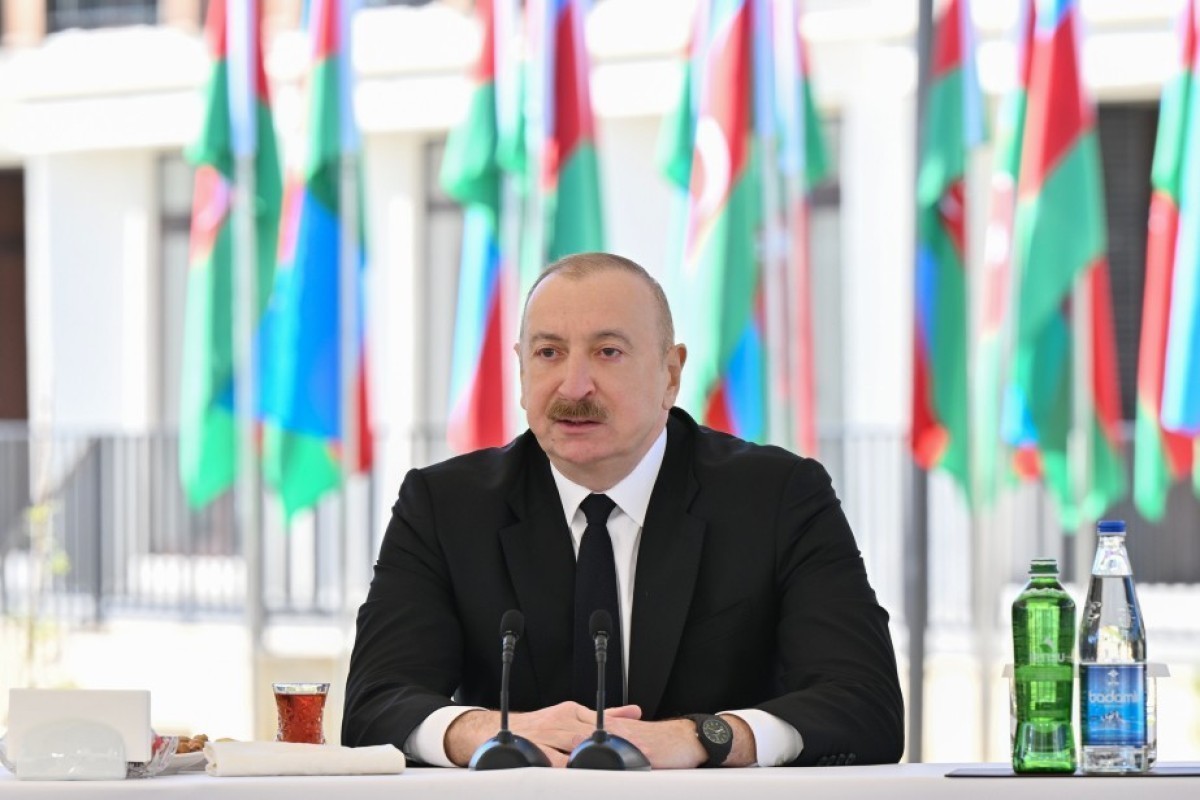 Алиев  боится  завтрашней  Армении