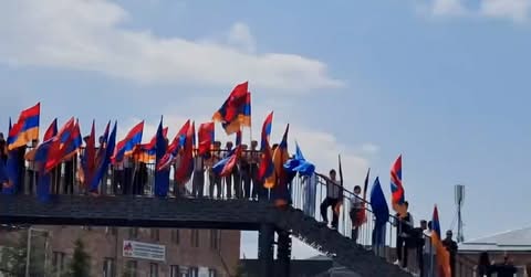 Աշակերտների՝ քարոզարշավին մասնակցելու դեպքով դիտարկում են դատարան դիմելու հարցը