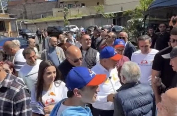 Շան տղա լինեմ, թող սաղին խփեմ