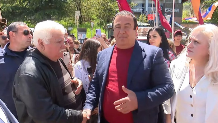 #Ուղիղ․ Գագիկ Ծառուկյանն այցելել է Նոյեմբերյան
