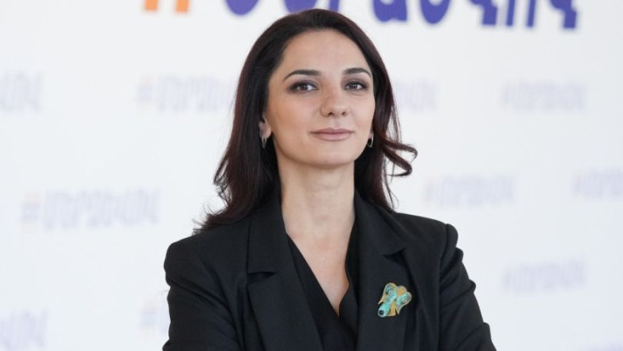 Մի քանի օր հետո Փաշինյանը երկար ժամանակ կունենա մտածելու, թե ինչպես պետք է վերաբերվել կանանց հետ