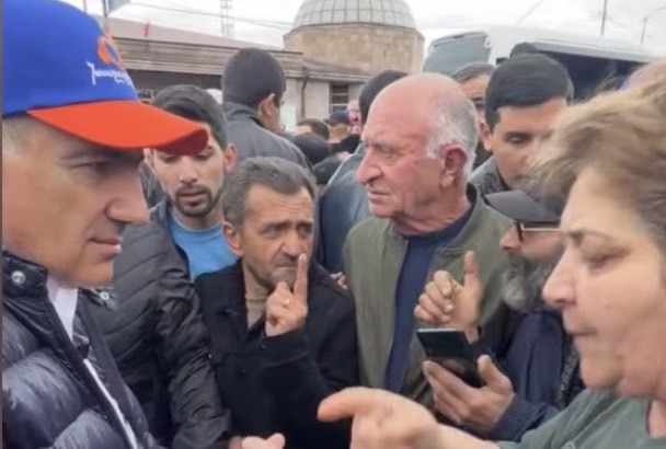 «Վոլոդիկը քաշած ա»