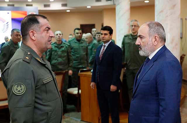 Արցախցի ԳՇ պետիդ կասեի՞ր՝ ինչու՞ չզոհվեցիր ու Ջերմուկի դիրքերը չպահեցիր