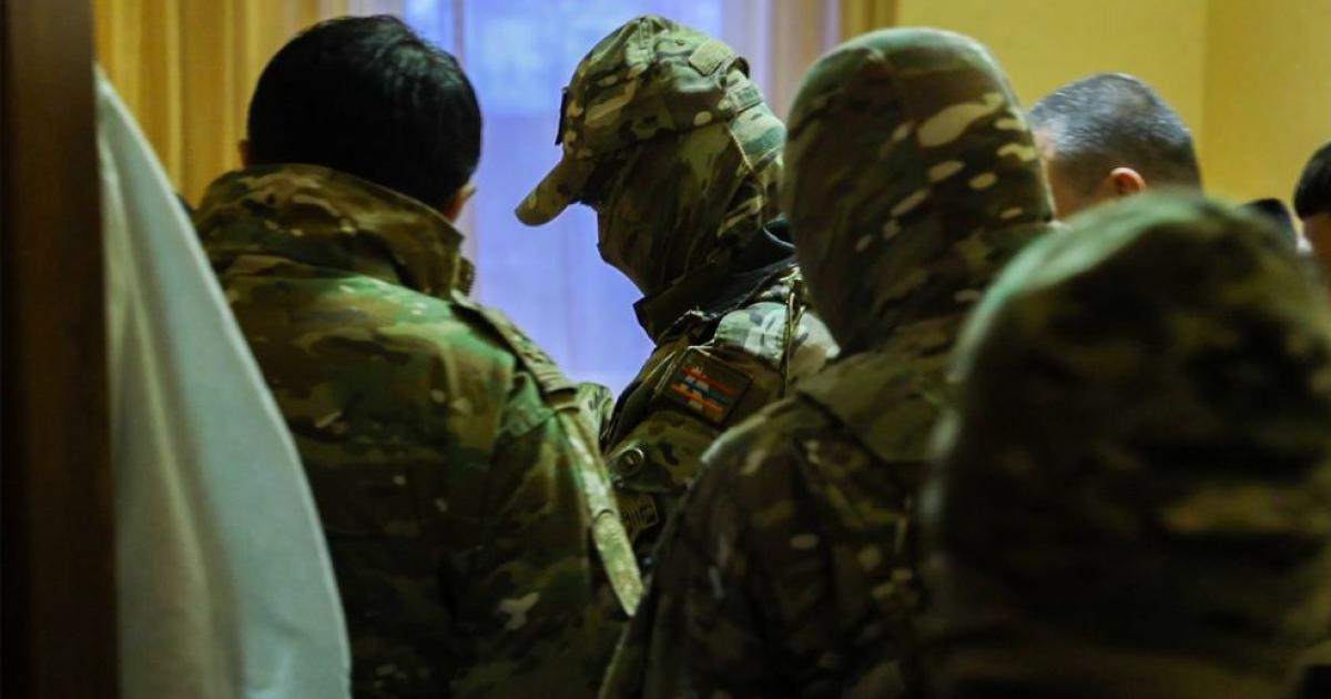 Власти взяли под прицел активных арцахцев