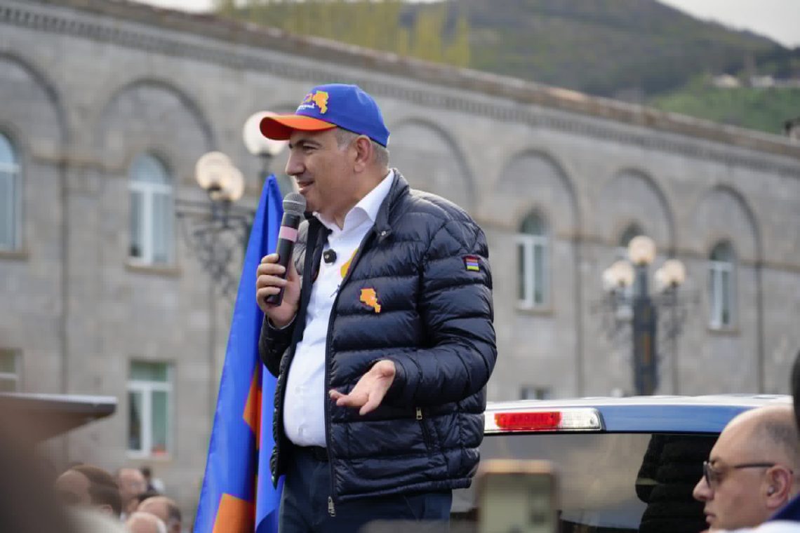 Сократил контакты