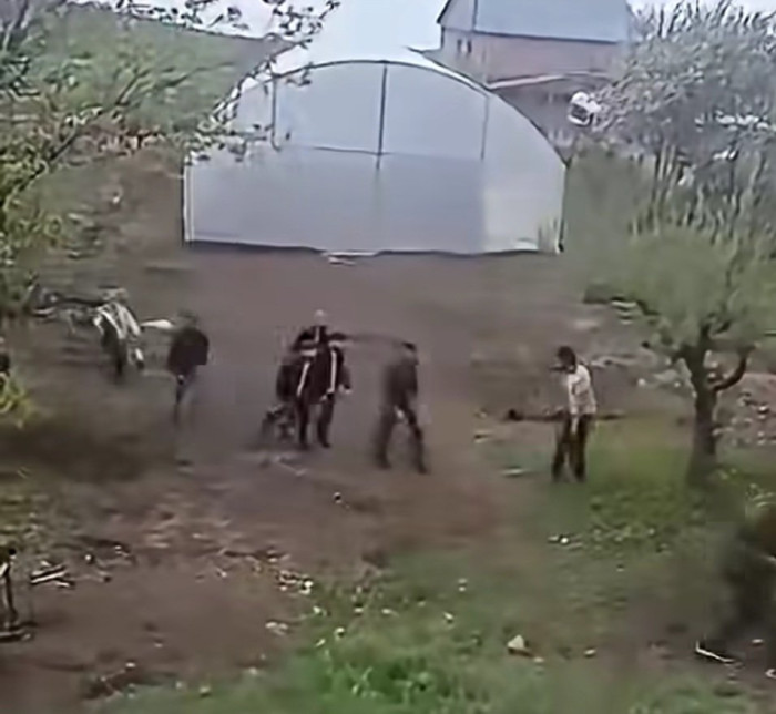 «Կա՛մ մեզ կընտրեք, կա՛մ Ռուսաստանի տոմս կառնեք». Թալինի իշխանավորները բացահայտ սպառնում են, որ մարդիկ երկար չեն ապրելու Հայաստանում