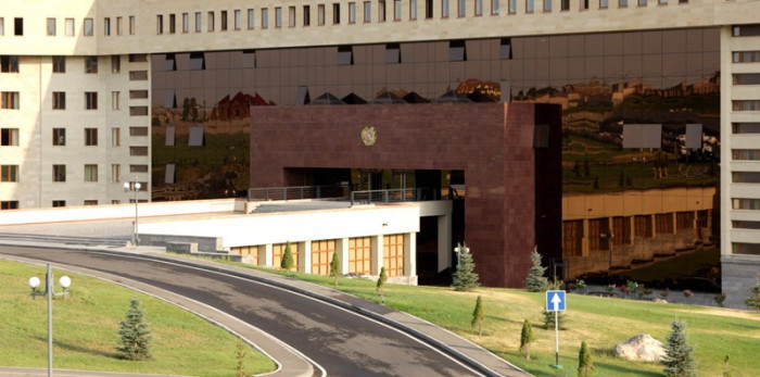 Թնդանոթով կրակելն ու տեղեկացնելը մեկ եղան