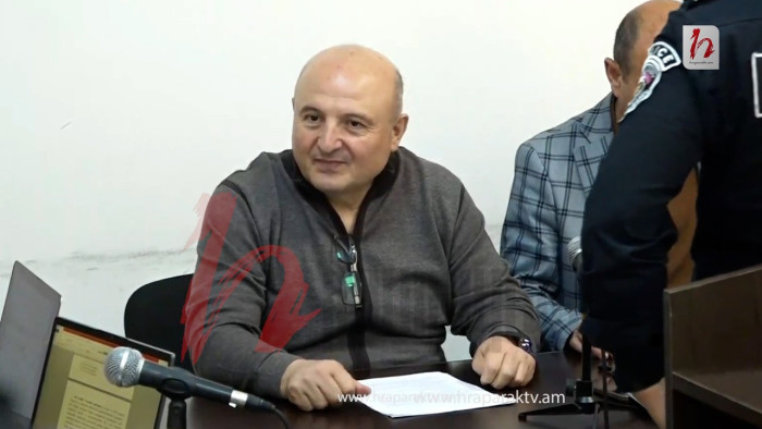 Դատավորը Վարդան Ղուկասյանի  աջակիցներին հեռացրեց դահլիճից