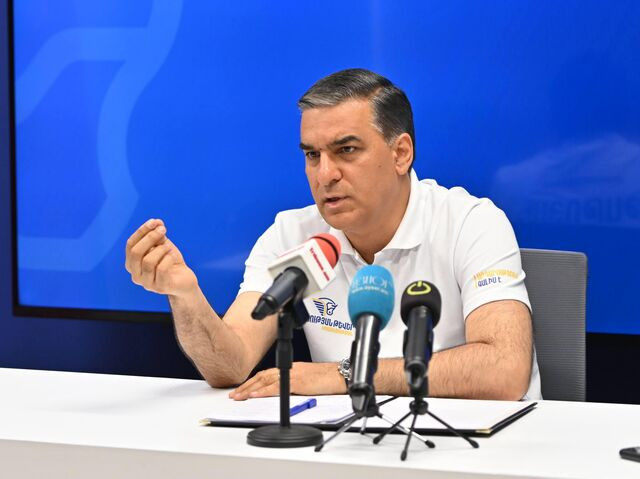 Անվճար կրթություն, ճկուն ուսանողական վարկեր. Արման Թաթոյանը Զեյթունում  ներկայացրել է «Միասնության թևերի» ծրագիրը