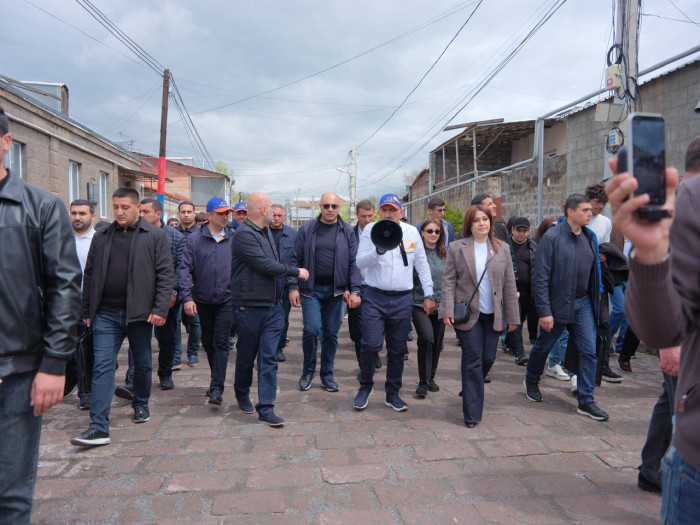 Ինչու է Գյումրին կարեւոր Փաշինյանի համար