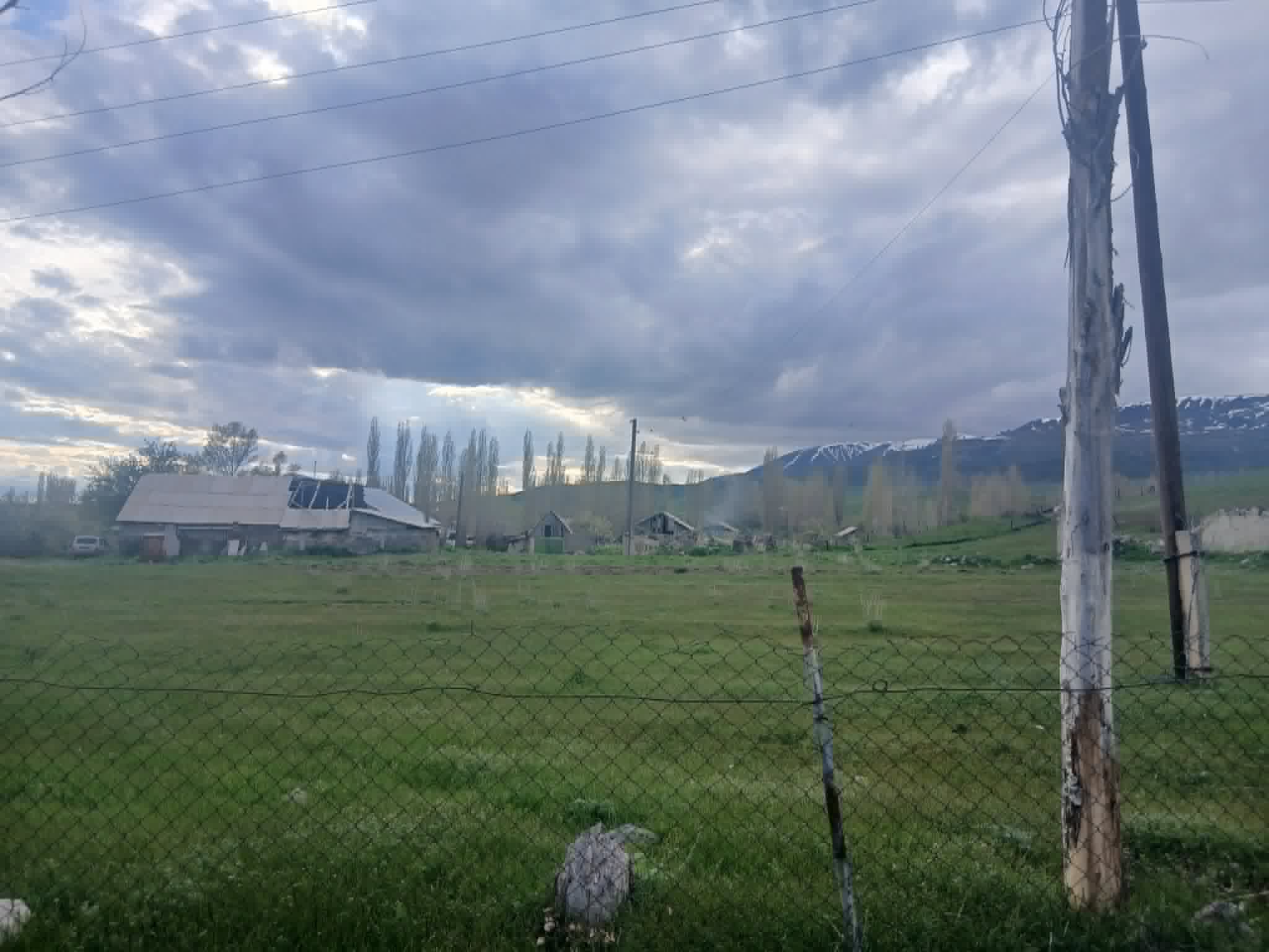 Փաշինյանի պաստառը ոչ դպրոցի պատին ենք թողել փակցնեն, ոչ գյուղապետարանի