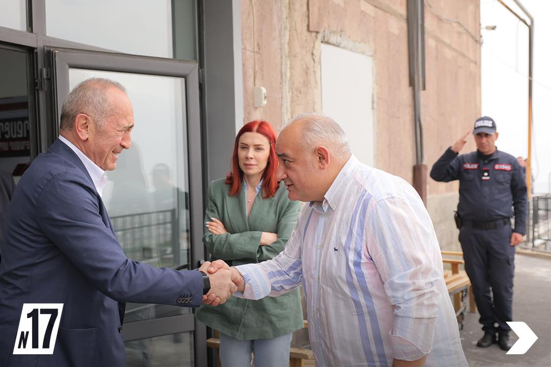 Կրկին փորձի՛ր...