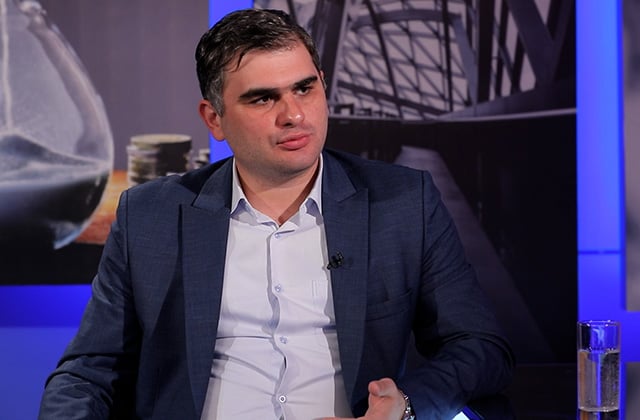 Напряженность снизится, если армянская сторона откажется от идеи передачи управления Армянской железной дорогой другой стране