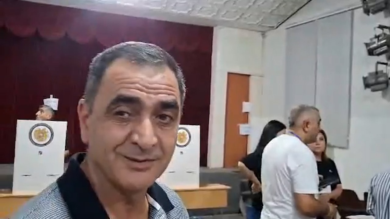 Ինչպես է ակտիվությունը Էջմիածնի 14/10 ընտրատեղամասում