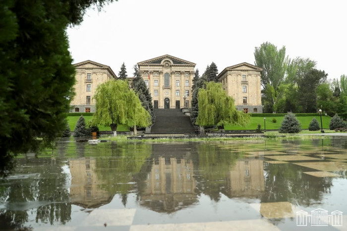 Քաղաքացիները պիտի որոշեն՝ ընդդիմությունը վերցնի մանդատները, թե ոչ․ Ռուբեն Մելիքյան